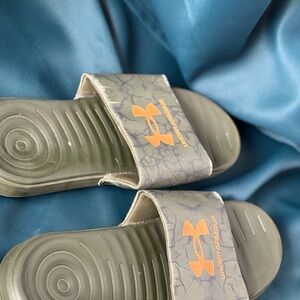 Under Armour Olive Green and Orange Slide Sandals